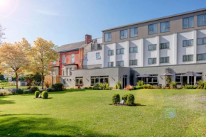 Гостиница Best Western Plus Pinewood Manchester Airport-Wilmslow Hotel  Хендфорт